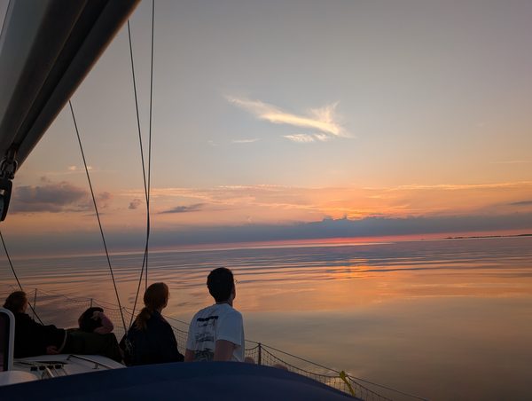 Sonnenuntergang vor Anker.